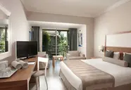 Paloma Oceana Resort