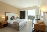 Paloma Oceana Resort