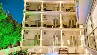 Palotel Luxury