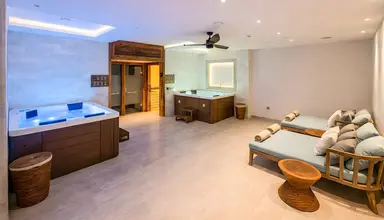 Palumbo Reef Resort
