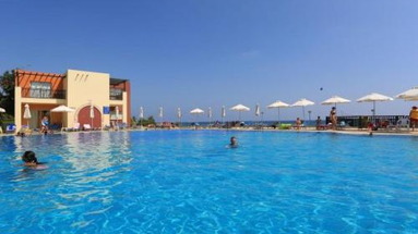 Panas Holiday Village