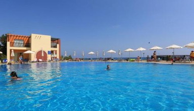 Panas Holiday Village