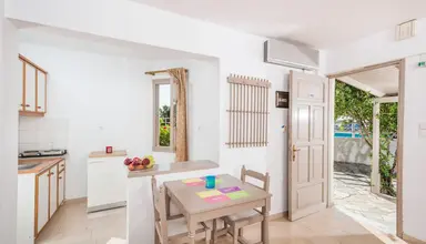 Panorama Sea View Studios & Apartments