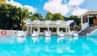 Papagayo Beach Resort