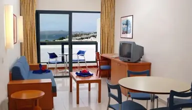 Papagayo Romantica