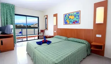 Papagayo Romantica