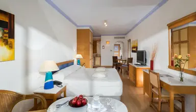 Paphos Gardens Holiday Resort 