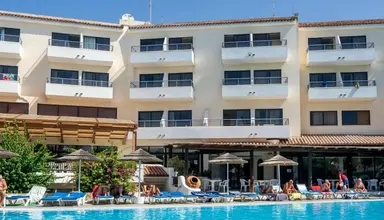 Paphos Gardens Holiday Resort 