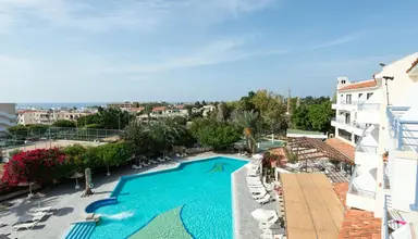 Paphos Gardens Holiday Resort 