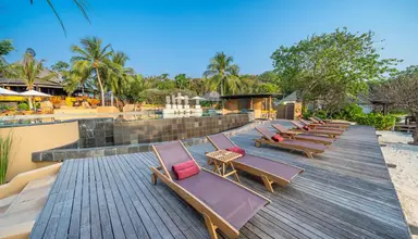 Paradee Resort