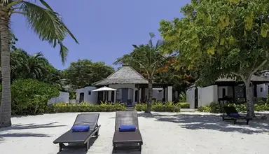 Paradee Resort
