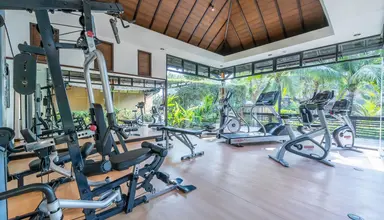 Paradee Resort