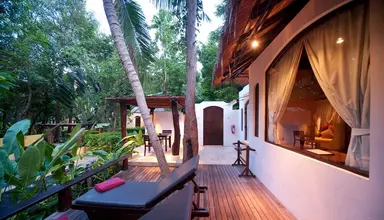 Paradee Resort
