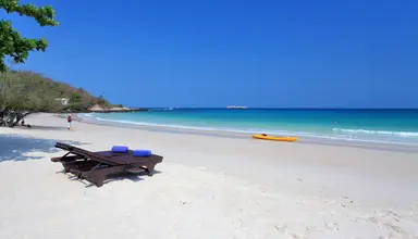 Paradee Resort