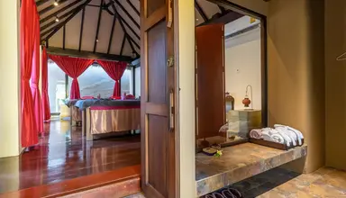 Paradee Resort