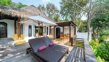Paradee Resort