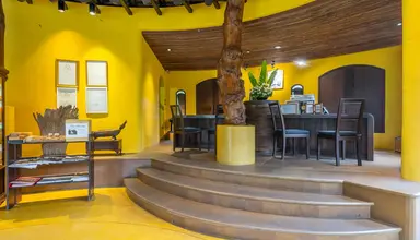 Paradee Resort