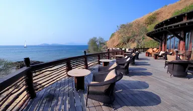 Paradee Resort