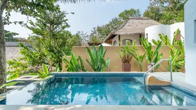 Paradee Resort