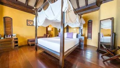 Paradee Resort