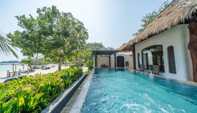 Paradee Resort