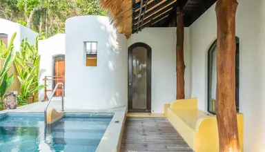 Paradee Resort