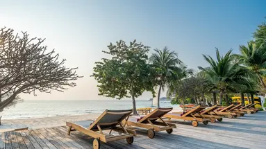 Paradee Resort