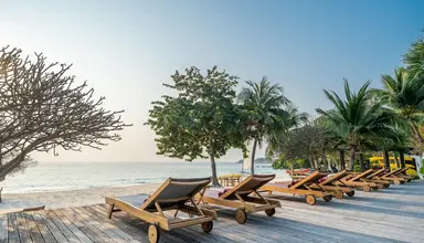Paradee Resort