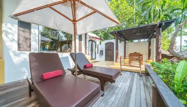 Paradee Resort