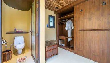 Paradee Resort