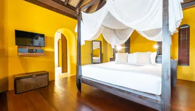 Paradee Resort