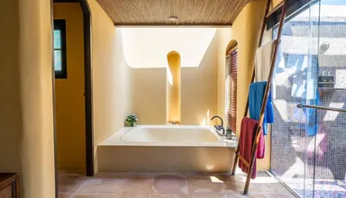 Paradee Resort