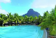 Paradis Beachcomber Golf Resort & Spa