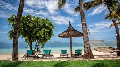 Paradis Beachcomber Golf Resort & Spa