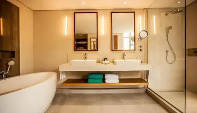 Paradis Beachcomber Golf Resort & Spa