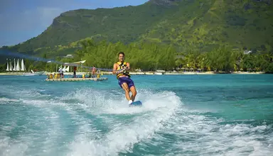 Paradis Beachcomber Golf Resort & Spa