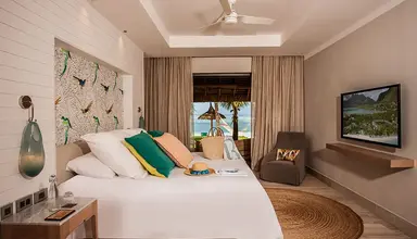 Paradis Beachcomber Golf Resort & Spa