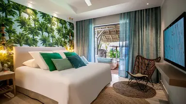 Paradis Beachcomber Golf Resort & Spa
