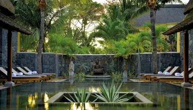Paradis Beachcomber Golf Resort & Spa