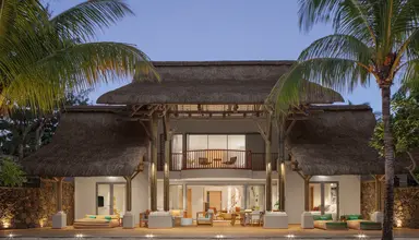 Paradis Beachcomber Golf Resort & Spa