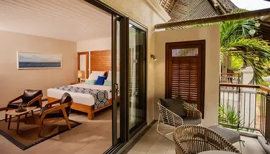 Paradis Beachcomber Golf Resort & Spa