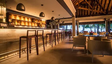Paradis Beachcomber Golf Resort & Spa