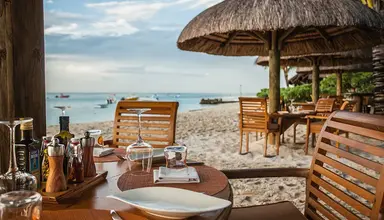 Paradis Beachcomber Golf Resort & Spa