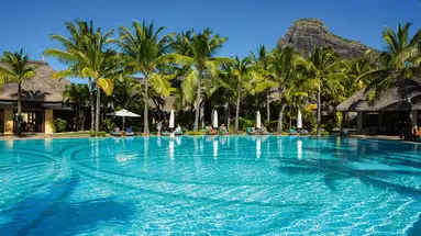 Paradis Beachcomber Golf Resort & Spa