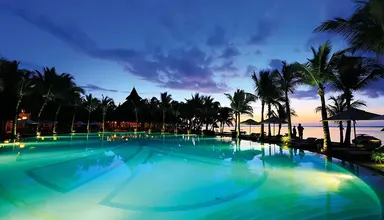Paradis Beachcomber Golf Resort & Spa