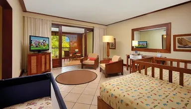Paradis Beachcomber Golf Resort & Spa