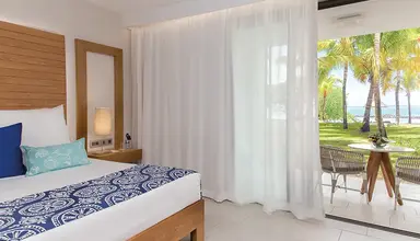 Paradis Beachcomber Golf Resort & Spa