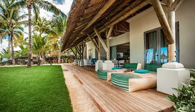 Paradis Beachcomber Golf Resort & Spa
