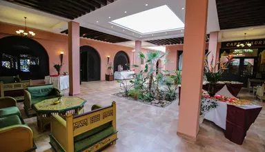 Paradis Palace