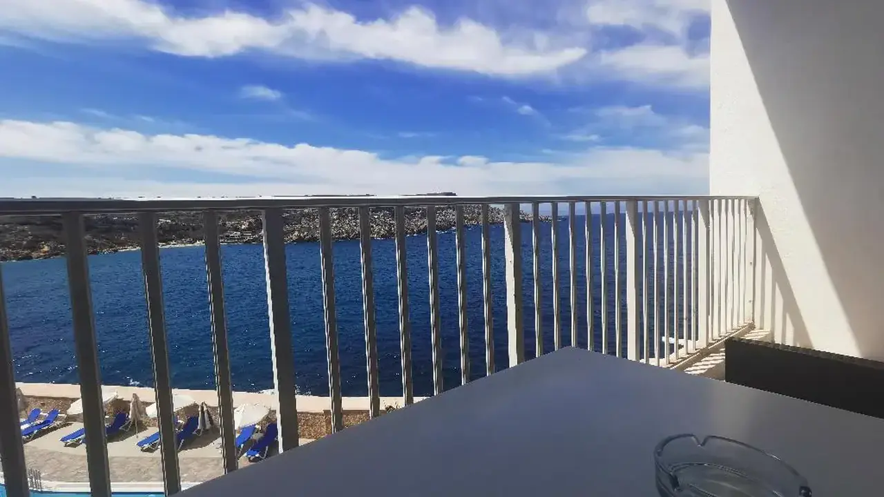 Paradise Bay Resort